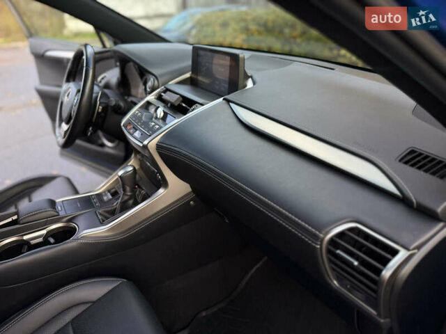 Синий Лексус НХ, объемом двигателя 2 л и пробегом 24 тыс. км за 27000 $, фото 42 на Automoto.ua