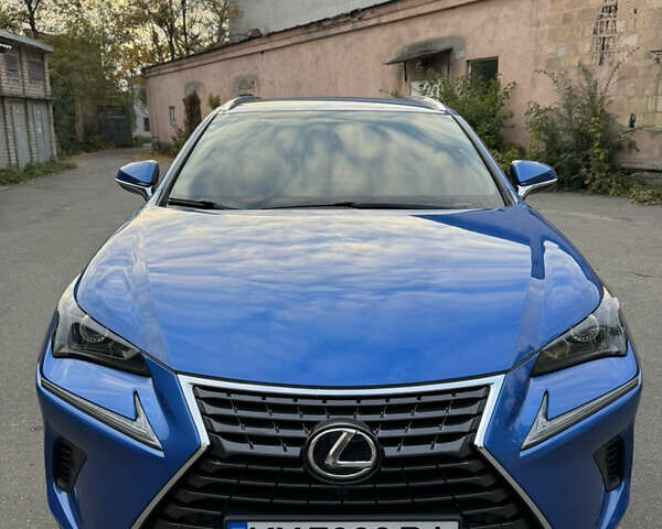 Синій Лексус НХ, об'ємом двигуна 2 л та пробігом 73 тис. км за 33500 $, фото 3 на Automoto.ua