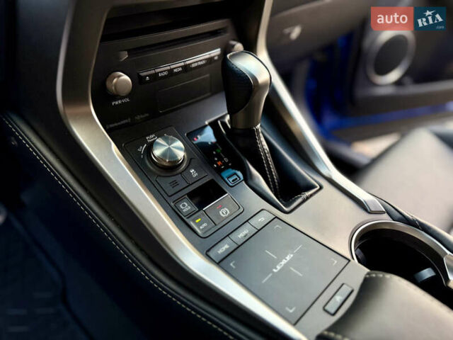 Синий Лексус НХ, объемом двигателя 2 л и пробегом 24 тыс. км за 27000 $, фото 27 на Automoto.ua