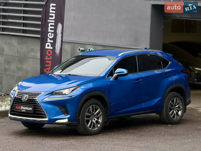 Синій Лексус НХ, об'ємом двигуна 2 л та пробігом 73 тис. км за 31500 $, фото 2 на Automoto.ua