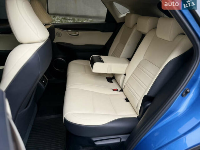 Синій Лексус НХ, об'ємом двигуна 2 л та пробігом 73 тис. км за 31500 $, фото 14 на Automoto.ua