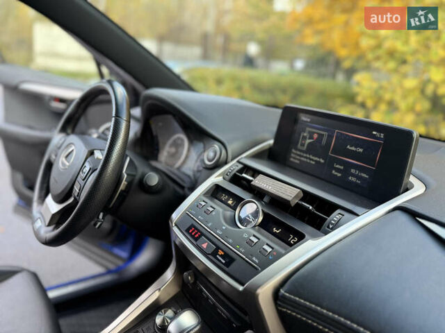 Синий Лексус НХ, объемом двигателя 2 л и пробегом 24 тыс. км за 29300 $, фото 43 на Automoto.ua