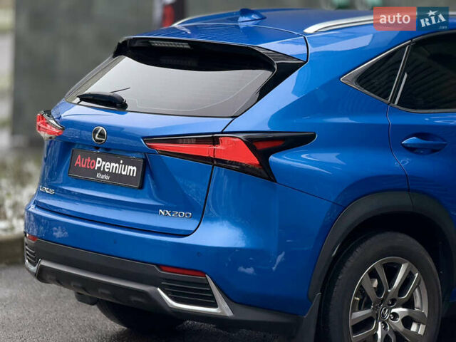 Синій Лексус НХ, об'ємом двигуна 2 л та пробігом 73 тис. км за 31500 $, фото 8 на Automoto.ua