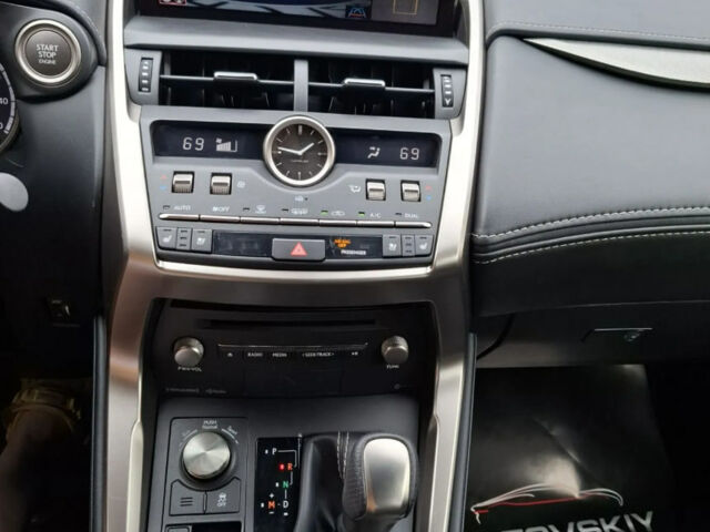 Синий Лексус НХ, объемом двигателя 2 л и пробегом 44 тыс. км за 29500 $, фото 14 на Automoto.ua