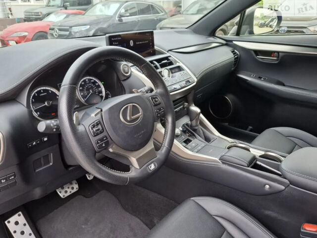 Синий Лексус НХ, объемом двигателя 2 л и пробегом 44 тыс. км за 29500 $, фото 10 на Automoto.ua