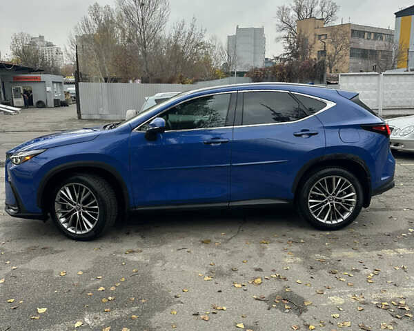 Синий Лексус НХ, объемом двигателя 2.5 л и пробегом 22 тыс. км за 52999 $, фото 2 на Automoto.ua