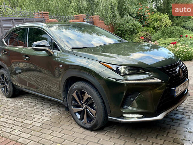 Зеленый Лексус НХ, объемом двигателя 1.99 л и пробегом 43 тыс. км за 35800 $, фото 2 на Automoto.ua