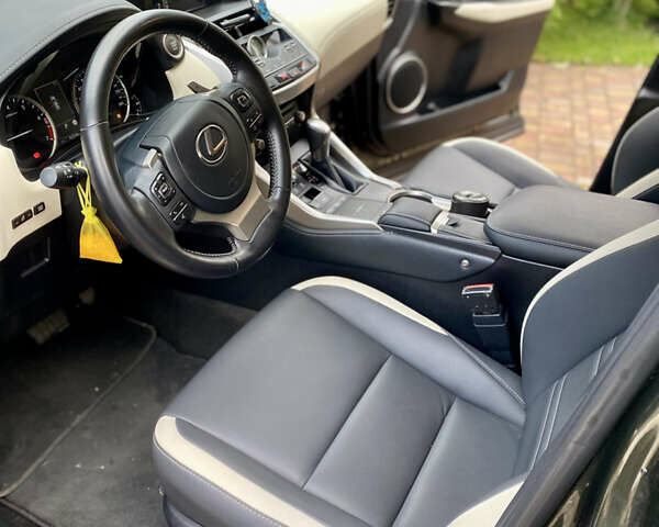 Зеленый Лексус НХ, объемом двигателя 1.99 л и пробегом 43 тыс. км за 35800 $, фото 8 на Automoto.ua