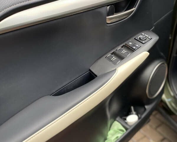 Зелений Лексус НХ, об'ємом двигуна 1.99 л та пробігом 43 тис. км за 38400 $, фото 11 на Automoto.ua