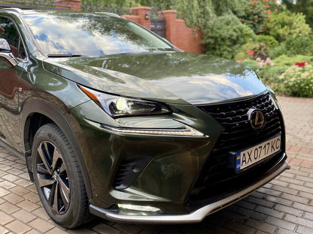 Зеленый Лексус НХ, объемом двигателя 1.99 л и пробегом 43 тыс. км за 35800 $, фото 1 на Automoto.ua