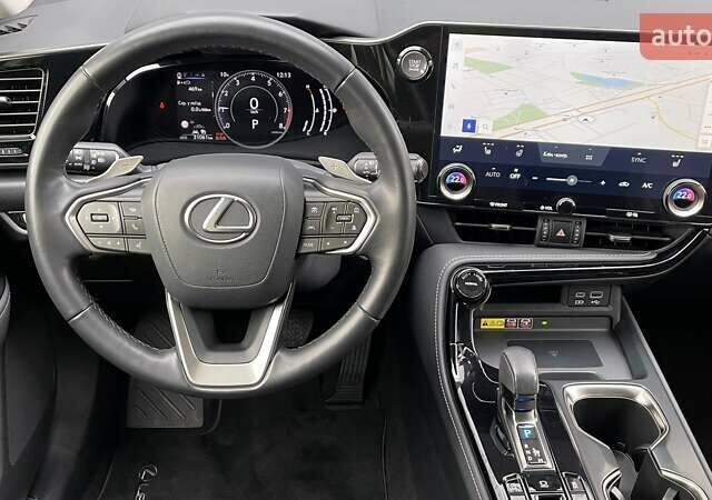 Зеленый Лексус НХ, объемом двигателя 2.49 л и пробегом 31 тыс. км за 49228 $, фото 8 на Automoto.ua