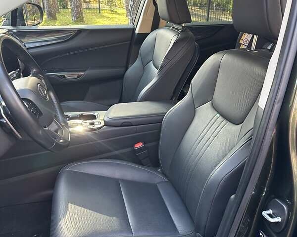 Лексус НХ 2022 в Житомире на Automoto.ua Зеленый Лексус НХ, объемом двигателя 2.49 л и пробегом 30 тыс. км за 50000 $, фото 21 на Automoto.ua