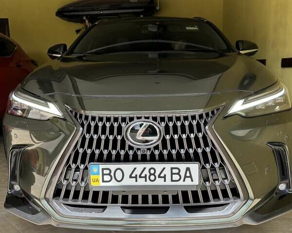Зелений Лексус НХ, об'ємом двигуна 2.49 л та пробігом 37 тис. км за 61700 $, фото 8 на Automoto.ua