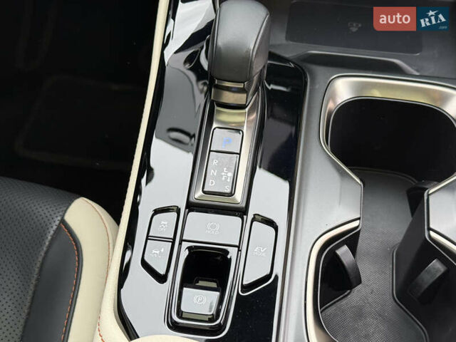 Зеленый Лексус НХ, объемом двигателя 2.49 л и пробегом 40 тыс. км за 59900 $, фото 26 на Automoto.ua