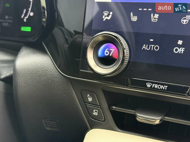 Зеленый Лексус НХ, объемом двигателя 2.49 л и пробегом 40 тыс. км за 59900 $, фото 25 на Automoto.ua