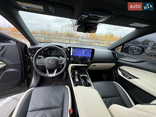 Зеленый Лексус НХ, объемом двигателя 2.49 л и пробегом 40 тыс. км за 59900 $, фото 14 на Automoto.ua