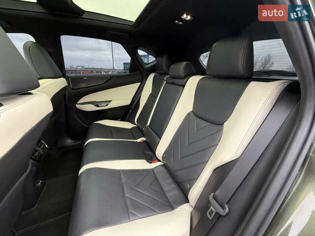 Зеленый Лексус НХ, объемом двигателя 2.49 л и пробегом 40 тыс. км за 59900 $, фото 27 на Automoto.ua