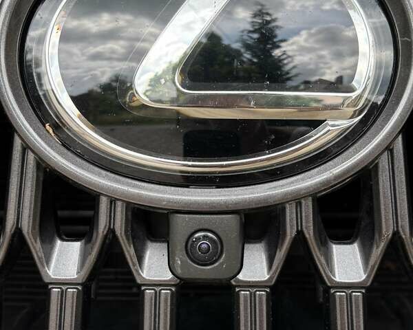 Зелений Лексус НХ, об'ємом двигуна 2.49 л та пробігом 37 тис. км за 61700 $, фото 31 на Automoto.ua