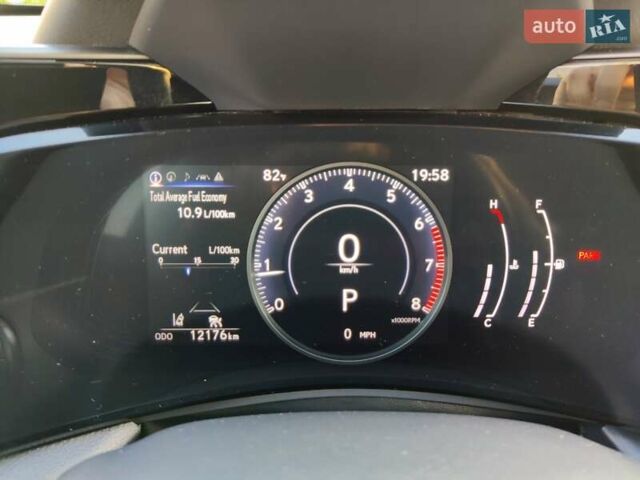 Помаранчевий Лексус НХ, об'ємом двигуна 2.39 л та пробігом 10 тис. км за 42500 $, фото 3 на Automoto.ua