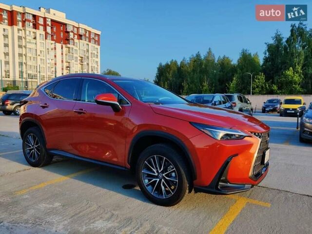 Помаранчевий Лексус НХ, об'ємом двигуна 2.39 л та пробігом 10 тис. км за 42500 $, фото 10 на Automoto.ua