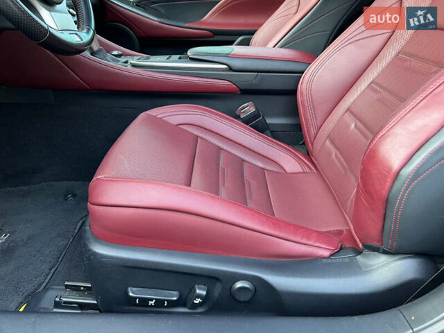 Білий Лексус РС, об'ємом двигуна 2 л та пробігом 140 тис. км за 20500 $, фото 8 на Automoto.ua