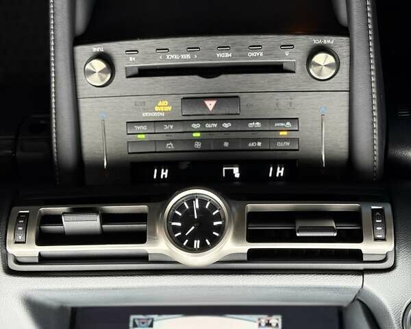 Білий Лексус РС, об'ємом двигуна 2 л та пробігом 70 тис. км за 25000 $, фото 15 на Automoto.ua