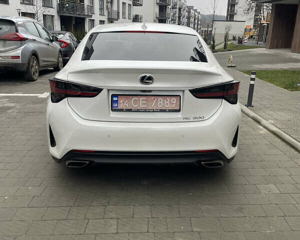 Білий Лексус РС, об'ємом двигуна 0 л та пробігом 2 тис. км за 29500 $, фото 3 на Automoto.ua