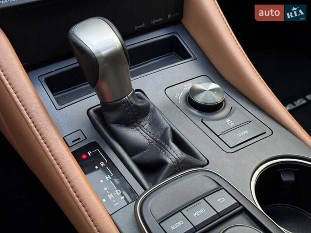 Лексус РС 2015 в Хмельницком на Automoto.ua Черный Лексус РС, объемом двигателя 2 л и пробегом 87 тыс. км за 20900 $, фото 7 на Automoto.ua