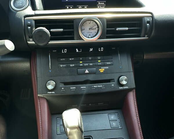 Черный Лексус РС, объемом двигателя 3.5 л и пробегом 140 тыс. км за 21000 $, фото 13 на Automoto.ua