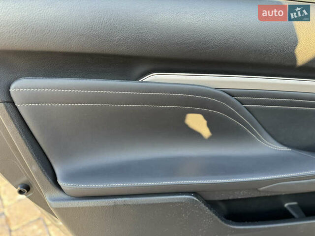 Серый Лексус РС, объемом двигателя 2 л и пробегом 130 тыс. км за 19500 $, фото 38 на Automoto.ua