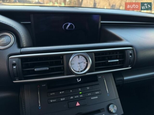 Серый Лексус РС, объемом двигателя 2 л и пробегом 130 тыс. км за 17499 $, фото 49 на Automoto.ua