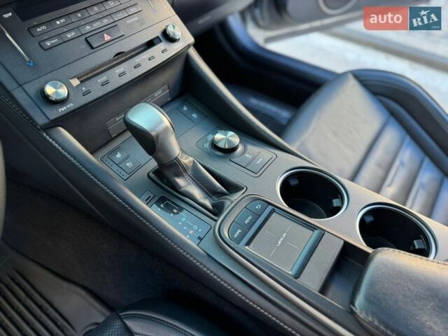 Серый Лексус РС, объемом двигателя 2 л и пробегом 130 тыс. км за 17499 $, фото 40 на Automoto.ua