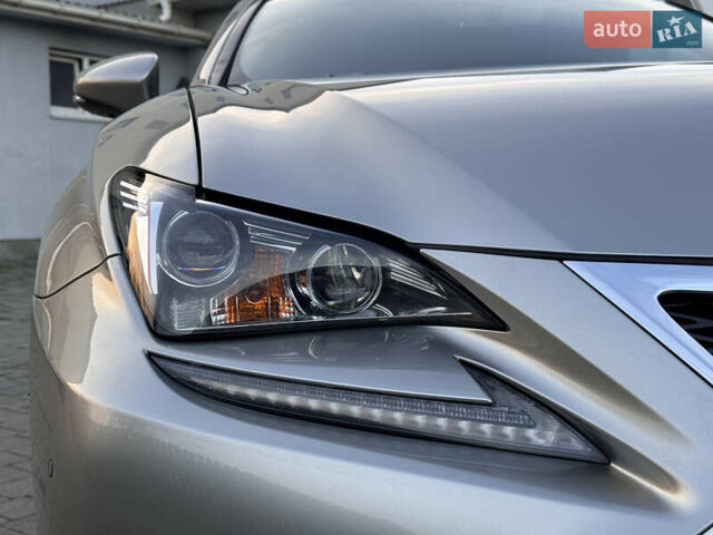 Серый Лексус РС, объемом двигателя 2 л и пробегом 62 тыс. км за 23850 $, фото 13 на Automoto.ua