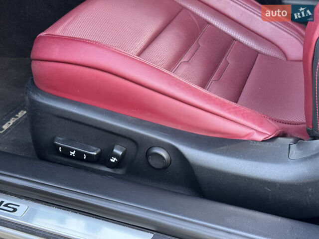 Сірий Лексус РС, об'ємом двигуна 2 л та пробігом 62 тис. км за 22999 $, фото 41 на Automoto.ua