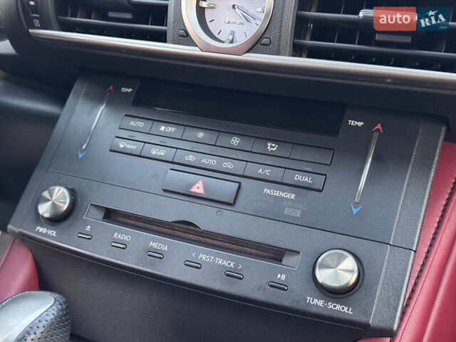 Серый Лексус РС, объемом двигателя 2 л и пробегом 62 тыс. км за 23850 $, фото 63 на Automoto.ua