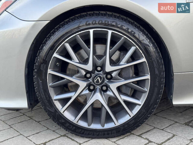 Серый Лексус РС, объемом двигателя 2 л и пробегом 62 тыс. км за 23850 $, фото 16 на Automoto.ua