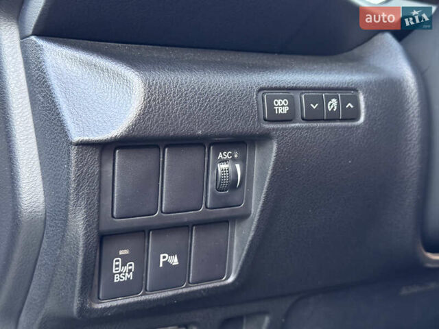 Сірий Лексус РС, об'ємом двигуна 2 л та пробігом 62 тис. км за 22999 $, фото 36 на Automoto.ua