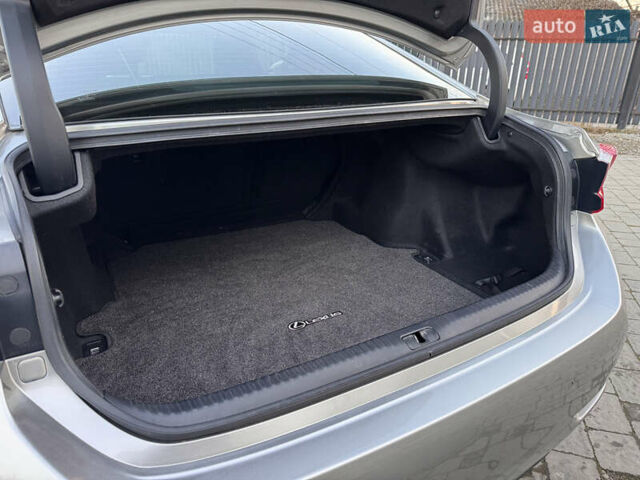 Сірий Лексус РС, об'ємом двигуна 2 л та пробігом 62 тис. км за 22999 $, фото 66 на Automoto.ua