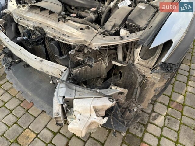 Серый Лексус РС, объемом двигателя 2 л и пробегом 62 тыс. км за 14000 $, фото 10 на Automoto.ua