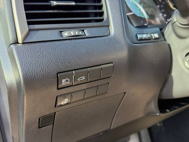 Сірий Лексус РХ 350, об'ємом двигуна 3.46 л та пробігом 0 тис. км за 35000 $, фото 2 на Automoto.ua