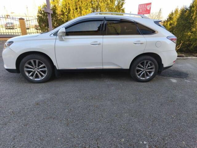Белый Лексус РХ, объемом двигателя 3.5 л и пробегом 203 тыс. км за 19900 $, фото 1 на Automoto.ua
