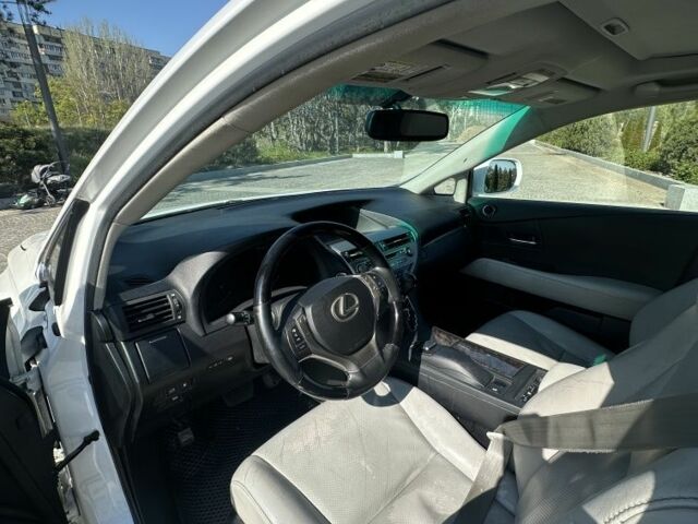 Белый Лексус РХ, объемом двигателя 3.5 л и пробегом 356 тыс. км за 17700 $, фото 6 на Automoto.ua