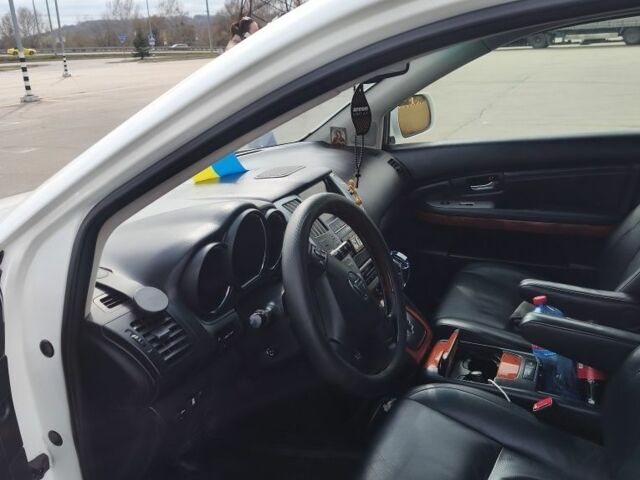 Білий Лексус РХ, об'ємом двигуна 3.5 л та пробігом 252 тис. км за 12500 $, фото 5 на Automoto.ua