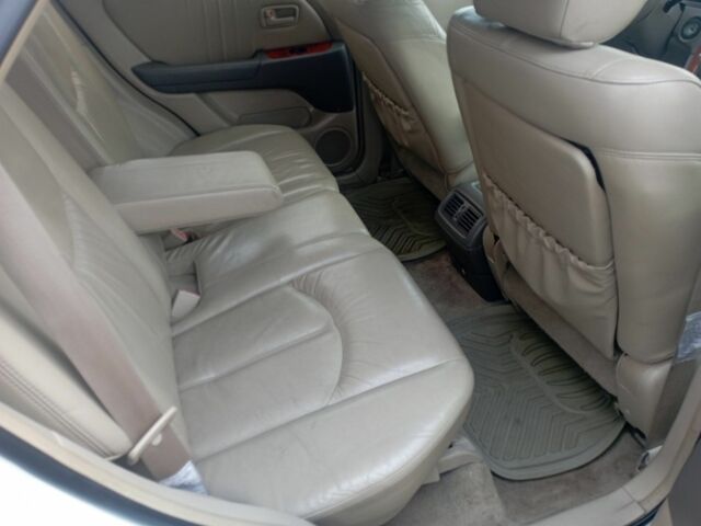 Білий Лексус РХ, об'ємом двигуна 3 л та пробігом 300 тис. км за 3000 $, фото 5 на Automoto.ua