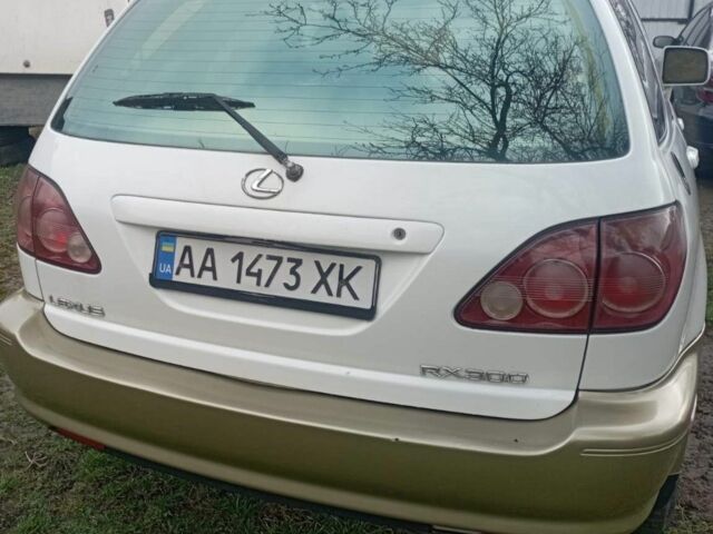 Білий Лексус РХ, об'ємом двигуна 3 л та пробігом 300 тис. км за 3000 $, фото 6 на Automoto.ua