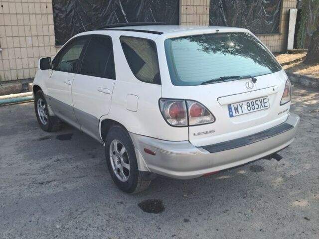 Белый Лексус РХ, объемом двигателя 3 л и пробегом 3 тыс. км за 3497 $, фото 3 на Automoto.ua