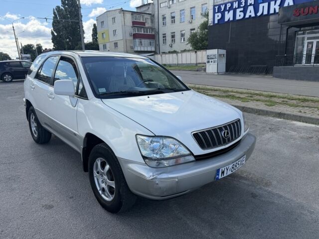 Белый Лексус РХ, объемом двигателя 3 л и пробегом 390 тыс. км за 3200 $, фото 10 на Automoto.ua