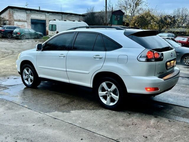 Белый Лексус РХ, объемом двигателя 3.3 л и пробегом 239 тыс. км за 8800 $, фото 3 на Automoto.ua