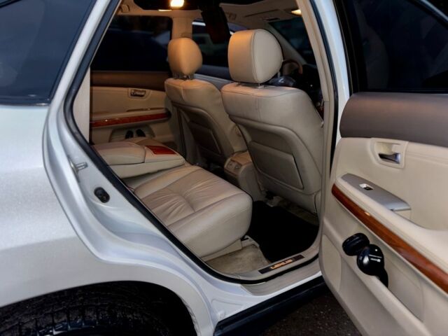 Белый Лексус РХ, объемом двигателя 3.3 л и пробегом 239 тыс. км за 8800 $, фото 13 на Automoto.ua