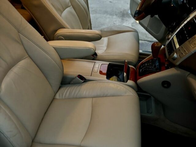 Белый Лексус РХ, объемом двигателя 3.3 л и пробегом 239 тыс. км за 8800 $, фото 9 на Automoto.ua